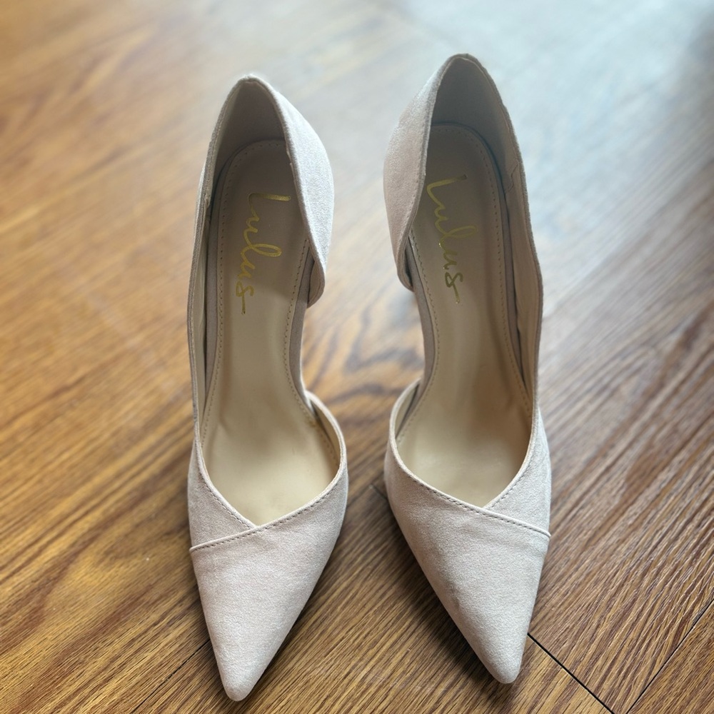 Lulu's Blush Pointed Toe Heels